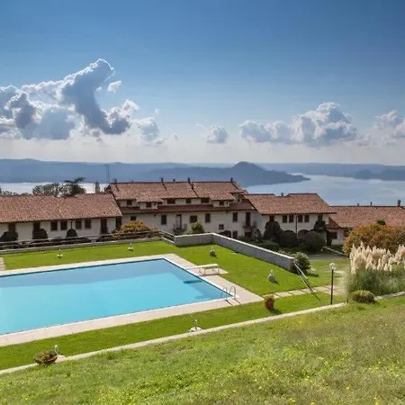 Apartament With Pool